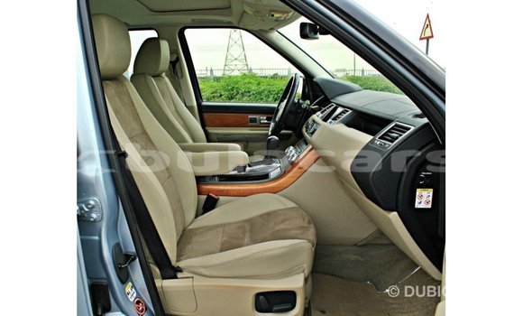 Buy Import Land Rover Range Rover Blue Car in Import - Dubai in Central Buy Import Land Rover Range Rover Blue Car in Import - Dubai in Central