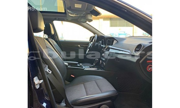 Buy Import Mercedes-Benz 200 Blue Car in Import - Dubai in Central Buy Import Mercedes-Benz 200 Blue Car in Import - Dubai in Central