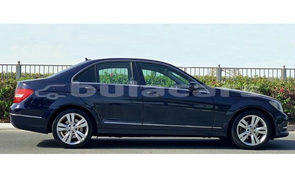 Buy Import Mercedes-Benz 200 Blue Car in Import - Dubai in Central Buy Import Mercedes-Benz 200 Blue Car in Import - Dubai in Central