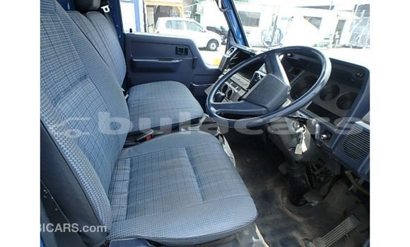 Buy Import Toyota 4Runner Blue Car in Import - Dubai in Central Buy Import Toyota 4Runner Blue Car in Import - Dubai in Central