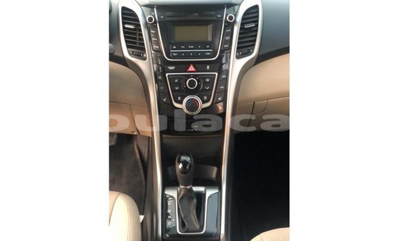 Buy Import Hyundai Elantra Red Car in Import - Dubai in Central Buy Import Hyundai Elantra Red Car in Import - Dubai in Central