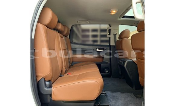 Buy Import Toyota Tundra White Car in Import - Dubai in Central Buy Import Toyota Tundra White Car in Import - Dubai in Central