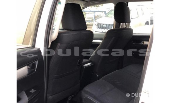 Buy Import Toyota Hilux White Car in Import - Dubai in Central Buy Import Toyota Hilux White Car in Import - Dubai in Central