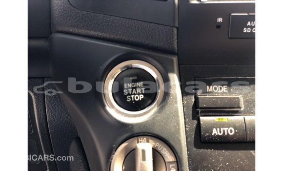 Buy Import Toyota Land Cruiser White Car in Import - Dubai in Central Buy Import Toyota Land Cruiser White Car in Import - Dubai in Central