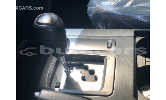 Buy Import Toyota Land Cruiser White Car in Import - Dubai in Central Buy Import Toyota Land Cruiser White Car in Import - Dubai in Central