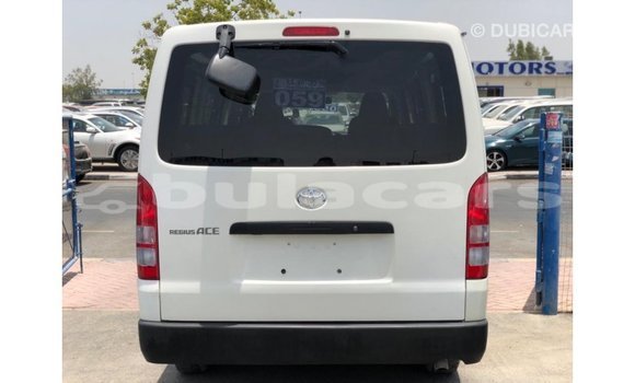 Buy Import Toyota Hiace White Car in Import - Dubai in Central Buy Import Toyota Hiace White Car in Import - Dubai in Central