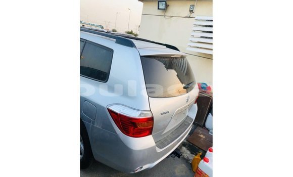Buy Import Toyota Highlander Grey Car in Import - Dubai in Central Buy Import Toyota Highlander Grey Car in Import - Dubai in Central