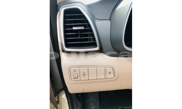 Buy Import Hyundai Tucson Grey Car in Import - Dubai in Central Buy Import Hyundai Tucson Grey Car in Import - Dubai in Central