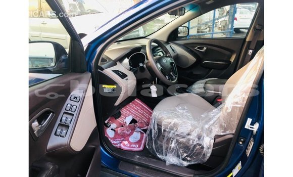 Buy Import Hyundai Tucson Blue Car in Import - Dubai in Central Buy Import Hyundai Tucson Blue Car in Import - Dubai in Central