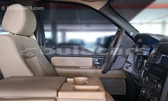 Buy Import Ford Club Wagon Brown Car in Import - Dubai in Central Buy Import Ford Club Wagon Brown Car in Import - Dubai in Central