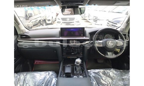 Buy Import Lexus LX White Car in Import - Dubai in Central Buy Import Lexus LX White Car in Import - Dubai in Central