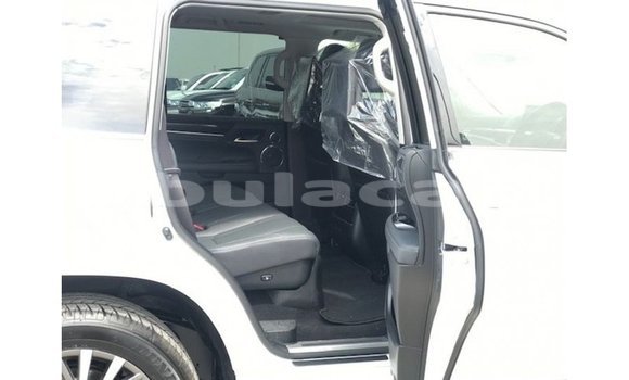 Buy Import Lexus LX White Car in Import - Dubai in Central Buy Import Lexus LX White Car in Import - Dubai in Central