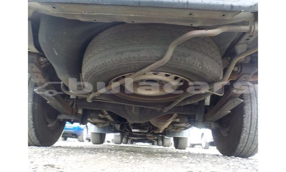 Acheter Import Voiture Toyota Hiace Blanc à Import - Dubai, Central Acheter Import Voiture Toyota Hiace Blanc à Import - Dubai, Central