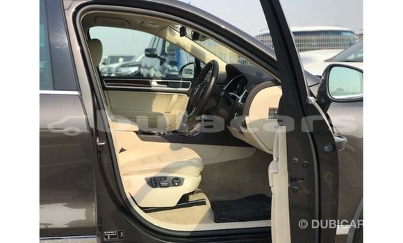 Buy Import Volkswagen Touareg Brown Car in Import - Dubai in Central Buy Import Volkswagen Touareg Brown Car in Import - Dubai in Central