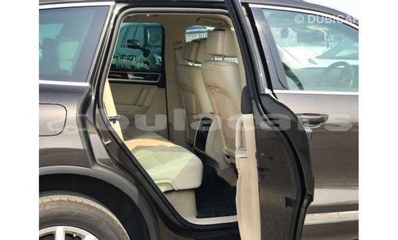 Buy Import Volkswagen Touareg Brown Car in Import - Dubai in Central Buy Import Volkswagen Touareg Brown Car in Import - Dubai in Central