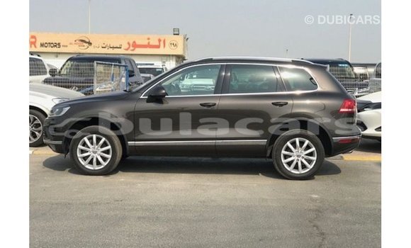Buy Import Volkswagen Touareg Brown Car in Import - Dubai in Central Buy Import Volkswagen Touareg Brown Car in Import - Dubai in Central