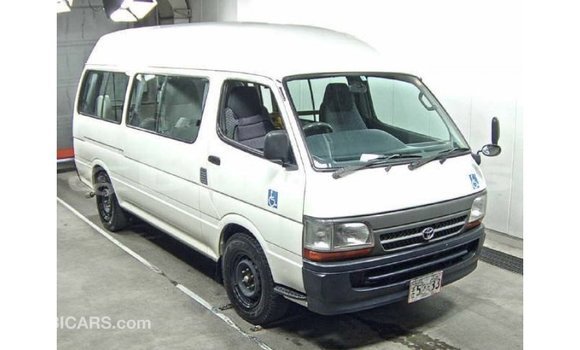 Acheter Import Voiture Toyota Hiace Blanc à Import - Dubai, Central Acheter Import Voiture Toyota Hiace Blanc à Import - Dubai, Central