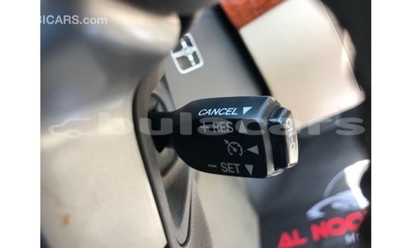 Buy Import Toyota Land Cruiser Red Car in Import - Dubai in Central Buy Import Toyota Land Cruiser Red Car in Import - Dubai in Central