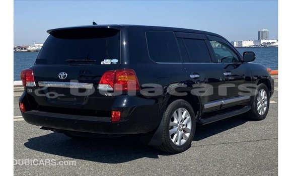 Buy Import Toyota Land Cruiser Black Car in Import - Dubai in Central Buy Import Toyota Land Cruiser Black Car in Import - Dubai in Central