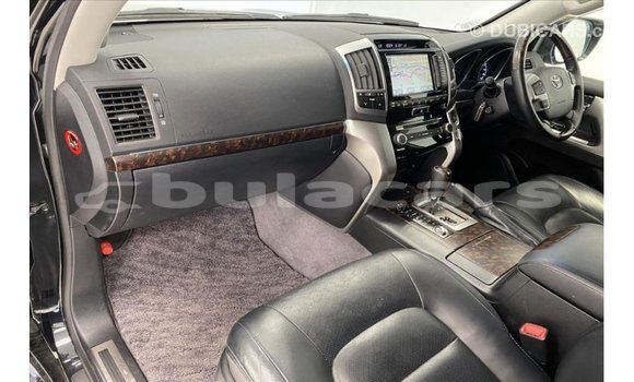 Buy Import Toyota Land Cruiser Black Car in Import - Dubai in Central Buy Import Toyota Land Cruiser Black Car in Import - Dubai in Central