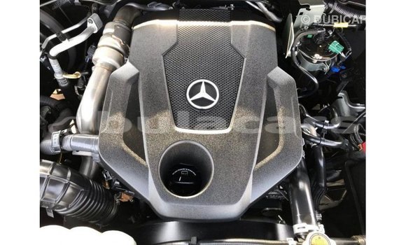 Acheter Import Voiture Mercedes-Benz 250 Noir à Import - Dubai, Central Acheter Import Voiture Mercedes-Benz 250 Noir à Import - Dubai, Central