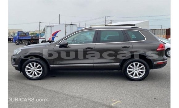 Buy Import Volkswagen Touareg Grey Car in Import - Dubai in Central Buy Import Volkswagen Touareg Grey Car in Import - Dubai in Central