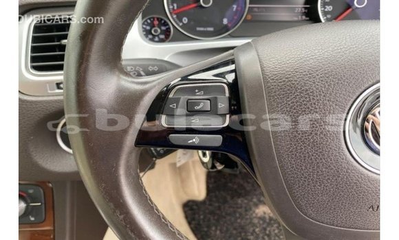Buy Import Volkswagen Touareg Grey Car in Import - Dubai in Central Buy Import Volkswagen Touareg Grey Car in Import - Dubai in Central