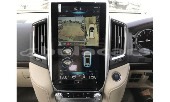 Acheter Import Voiture Toyota Land Cruiser Noir à Import - Dubai, Central Acheter Import Voiture Toyota Land Cruiser Noir à Import - Dubai, Central