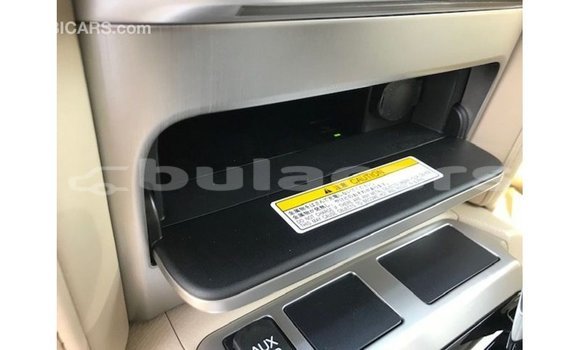 Acheter Import Voiture Toyota Land Cruiser Noir à Import - Dubai, Central Acheter Import Voiture Toyota Land Cruiser Noir à Import - Dubai, Central