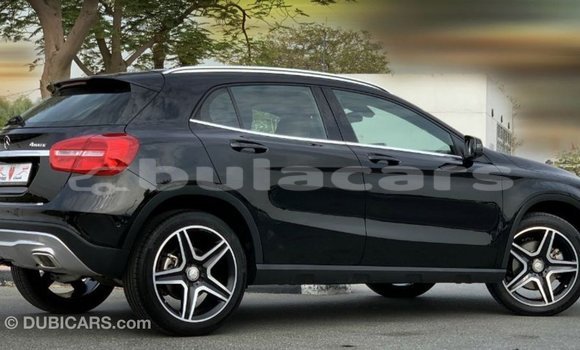 Acheter Import Voiture Mercedes-Benz 250 Noir à Import - Dubai, Central Acheter Import Voiture Mercedes-Benz 250 Noir à Import - Dubai, Central