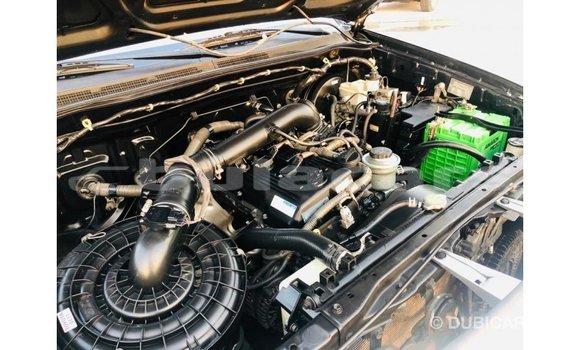 Acheter Import Voiture Toyota Fortuner Noir à Import - Dubai, Central Acheter Import Voiture Toyota Fortuner Noir à Import - Dubai, Central