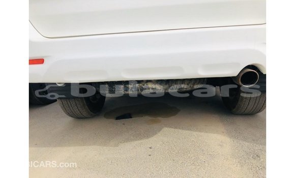 Acheter Import Voiture Toyota Fortuner Blanc à Import - Dubai, Central Acheter Import Voiture Toyota Fortuner Blanc à Import - Dubai, Central