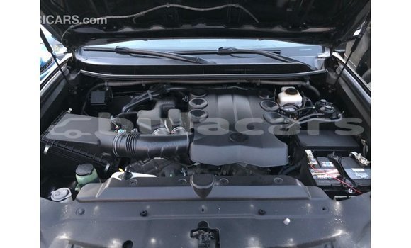 Acheter Import Voiture Toyota Prado Noir à Import - Dubai, Central Acheter Import Voiture Toyota Prado Noir à Import - Dubai, Central