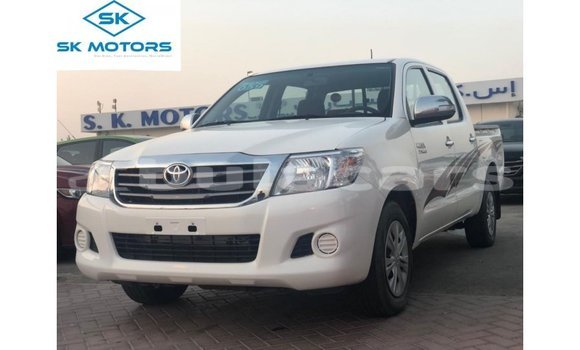 Buy Import Toyota Hilux White Car in Import - Dubai in Central Buy Import Toyota Hilux White Car in Import - Dubai in Central