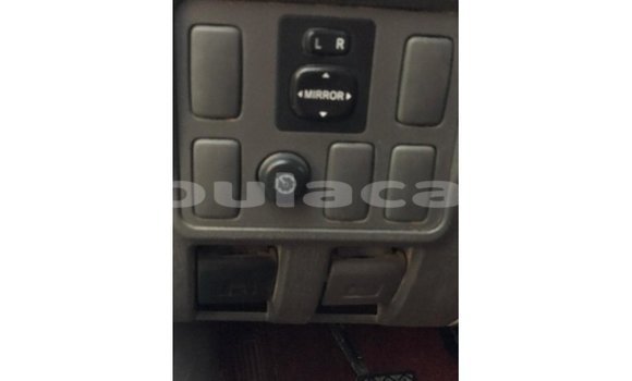 Acheter Import Voiture Toyota Hilux Blanc à Import - Dubai, Central Acheter Import Voiture Toyota Hilux Blanc à Import - Dubai, Central