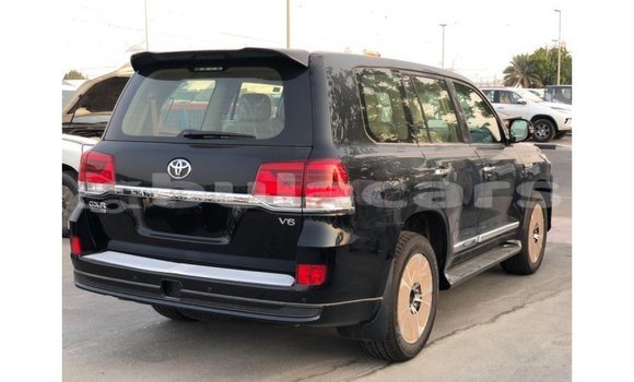Buy Import Toyota Land Cruiser Black Car in Import - Dubai in Central Buy Import Toyota Land Cruiser Black Car in Import - Dubai in Central