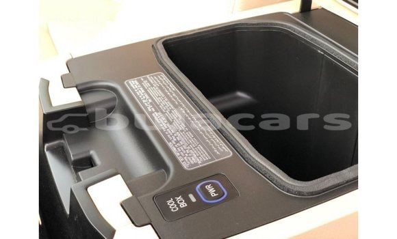 Buy Import Toyota Land Cruiser Black Car in Import - Dubai in Central Buy Import Toyota Land Cruiser Black Car in Import - Dubai in Central