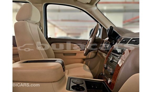 Buy Import Chevrolet Tahoe Other Car in Import - Dubai in Central Buy Import Chevrolet Tahoe Other Car in Import - Dubai in Central