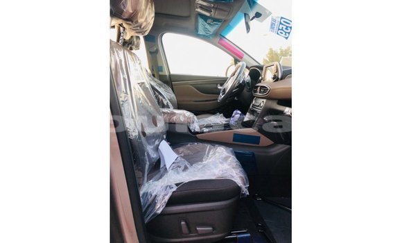 Buy Import Hyundai Santa Fe Brown Car in Import - Dubai in Central Buy Import Hyundai Santa Fe Brown Car in Import - Dubai in Central