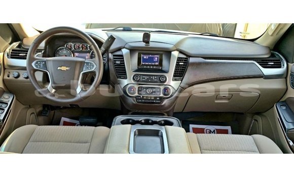 Buy Import Chevrolet Tahoe White Car in Import - Dubai in Central Buy Import Chevrolet Tahoe White Car in Import - Dubai in Central