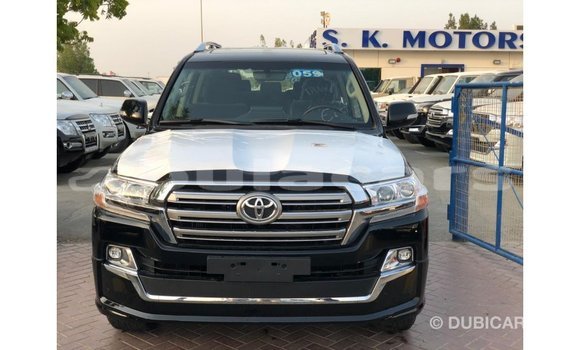 Buy Import Toyota Land Cruiser Black Car in Import - Dubai in Central Buy Import Toyota Land Cruiser Black Car in Import - Dubai in Central