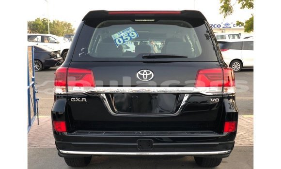 Buy Import Toyota Land Cruiser Black Car in Import - Dubai in Central Buy Import Toyota Land Cruiser Black Car in Import - Dubai in Central
