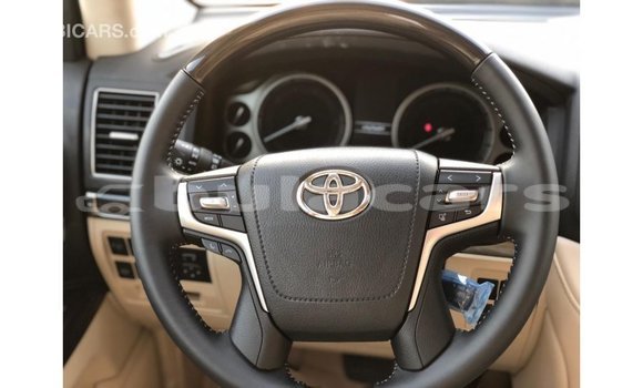 Buy Import Toyota Land Cruiser Black Car in Import - Dubai in Central Buy Import Toyota Land Cruiser Black Car in Import - Dubai in Central