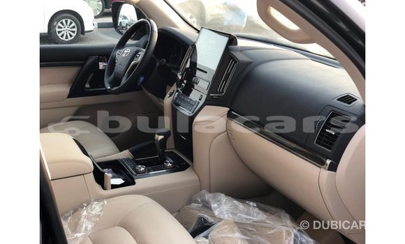 Buy Import Toyota Land Cruiser Black Car in Import - Dubai in Central Buy Import Toyota Land Cruiser Black Car in Import - Dubai in Central