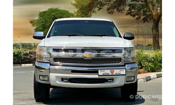 Buy Import Chevrolet Silverado White Car in Import - Dubai in Central Buy Import Chevrolet Silverado White Car in Import - Dubai in Central
