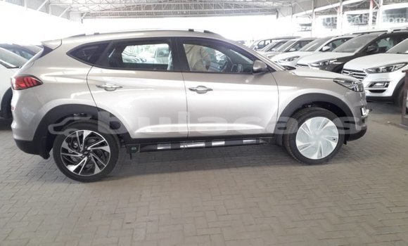 Buy Import Hyundai Tucson Grey Car in Import - Dubai in Central Buy Import Hyundai Tucson Grey Car in Import - Dubai in Central