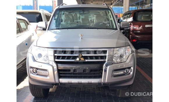 Buy Import Mitsubishi Pajero Grey Car in Import - Dubai in Central Buy Import Mitsubishi Pajero Grey Car in Import - Dubai in Central