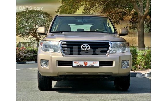 Buy Import Toyota Land Cruiser Other Car in Import - Dubai in Central Buy Import Toyota Land Cruiser Other Car in Import - Dubai in Central