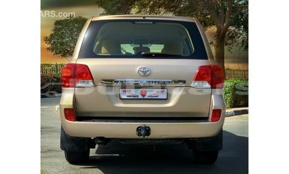 Buy Import Toyota Land Cruiser Other Car in Import - Dubai in Central Buy Import Toyota Land Cruiser Other Car in Import - Dubai in Central