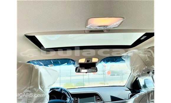 Acheter Import Voiture Hyundai Elantra Blanc à Import - Dubai, Central Acheter Import Voiture Hyundai Elantra Blanc à Import - Dubai, Central